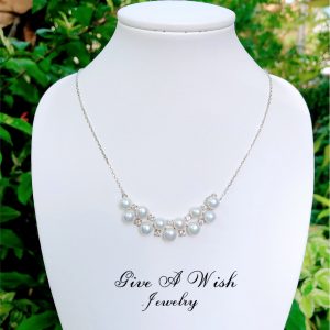 Graceful Diamond Pearl Necklace